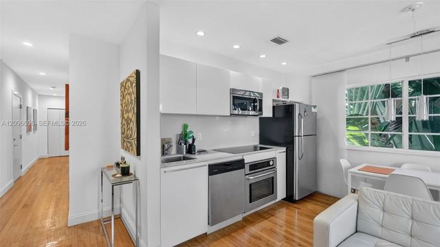 3 of 35 - 1410 Euclid Avenue #6, Miami Beach, FL