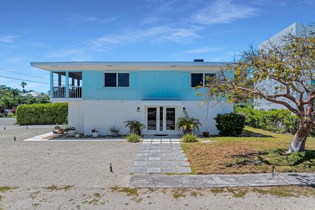 2 of 37 - 309 Jasmine Street, Duck Key, FL