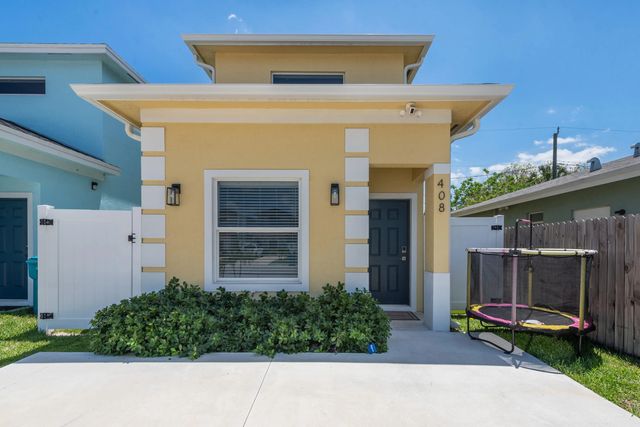 4 of 31 - 408 Nw 12th Avenue, Boynton Beach, FL