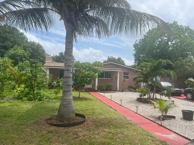 2 of 18 - 1026 Hansen Street, West Palm Beach, FL