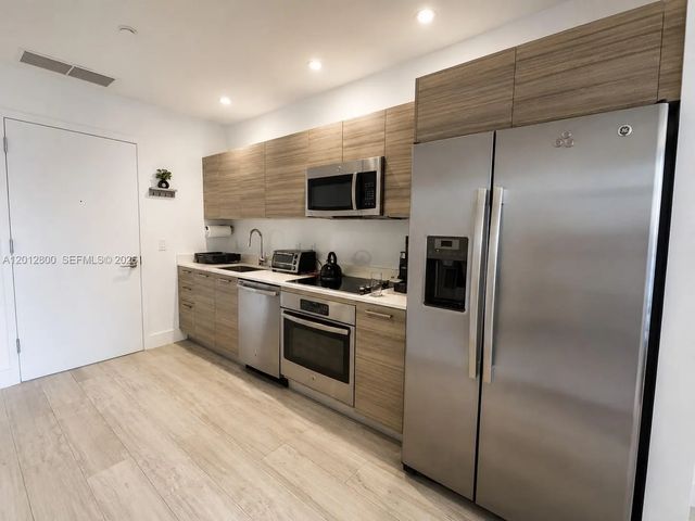 3 of 30 - 121 Ne 34th Street #l601, Miami, FL