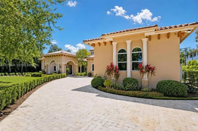 4 of 37 - 7480 Sw 100th Street, Pinecrest, FL