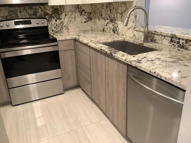 3 of 24 - 81 Deer Creek Road #101 - J, Deerfield Beach, FL