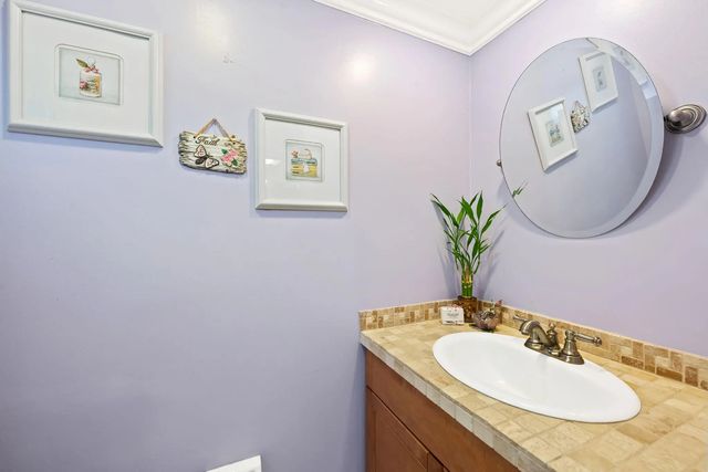 5 of 18 - 8004 Lagos De Campo Boulevard #c-203, Tamarac, FL