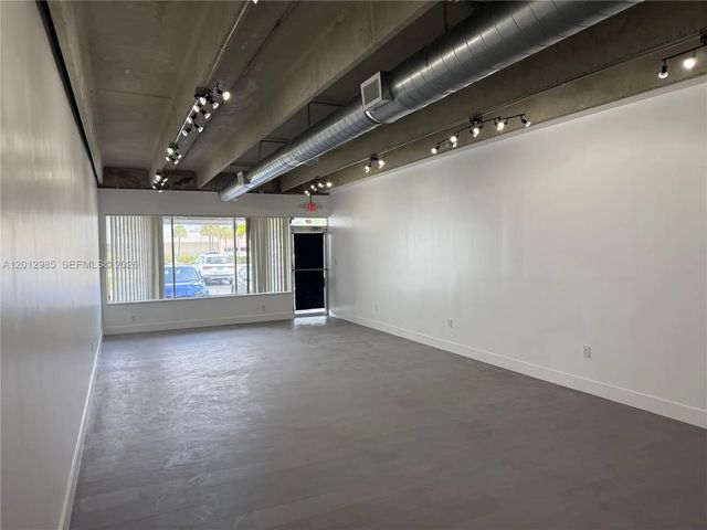 3 of 9 - 510 Ne 167th Street #510, Miami, FL