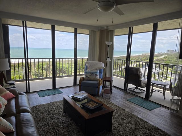 5047 N Highway A1a #801, Hutchinson Island