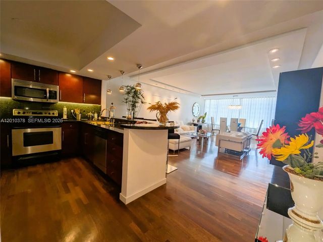 4 of 68 - 5600 Collins Avenue #9e, Miami Beach, FL