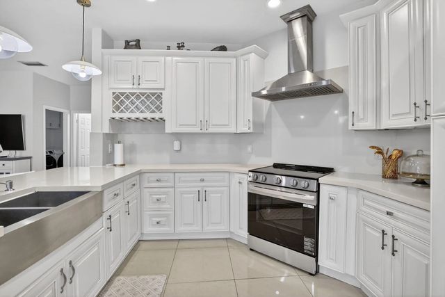 3 of 52 - 711 Heritage Way, Weston, FL