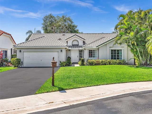 2 of 25 - 629 Spinnaker, Weston, FL