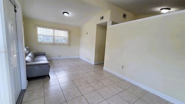 3 of 41 - 2335 Nw 55th Street, Miami, FL