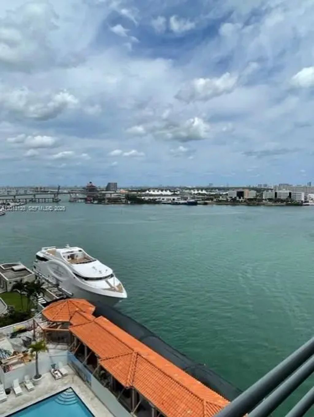 335 S Biscayne Boulevard #1510, Miami