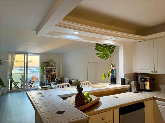 4 of 29 - 7928 West Drive #307, North Bay Village, FL