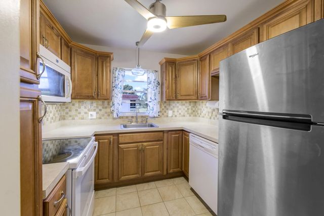 1225 Nw 21st Street #1615, Stuart
