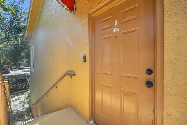 4241 San Marino Boulevard #207, West Palm Beach
