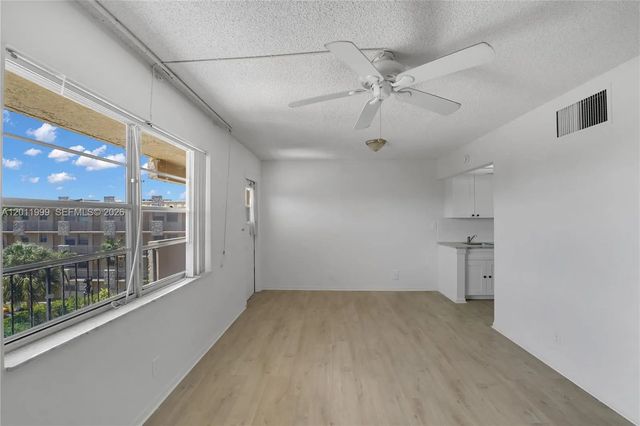 4 of 33 - 2145 Pierce Street #418, Hollywood, FL