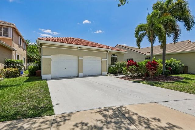 4 of 54 - 1290 Camellia Lane, Weston, FL