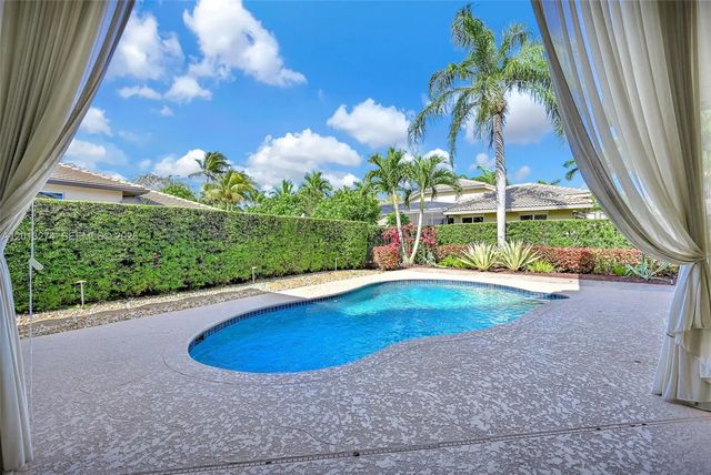 3 of 63 - 2553 Jardin Manor, Weston, FL