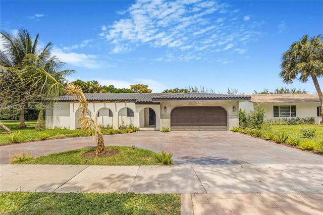 15331 Turnbull Drive, Miami Lakes
