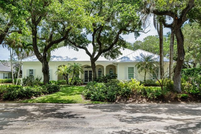 1031 River Trail, Indian River Shores