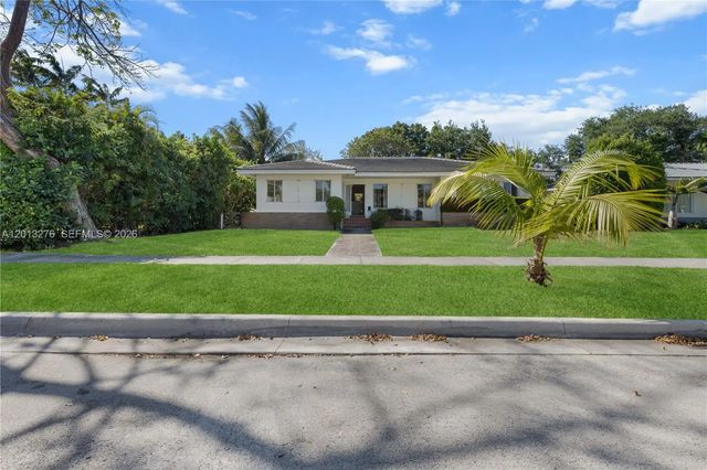 4 of 35 - 427 Grand Concourse, Miami Shores, FL