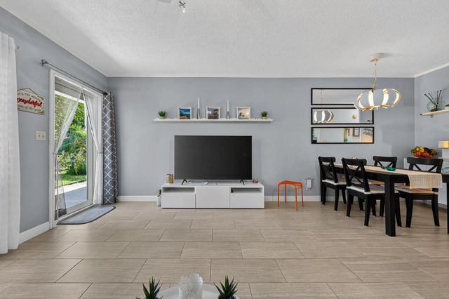 5 of 28 - 3201 Se 10th Street #a11, Pompano Beach, FL