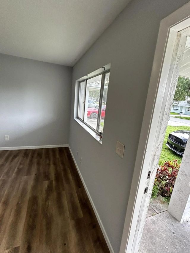 4 of 22 - 13933/931 First Street, Fort Myers, FL