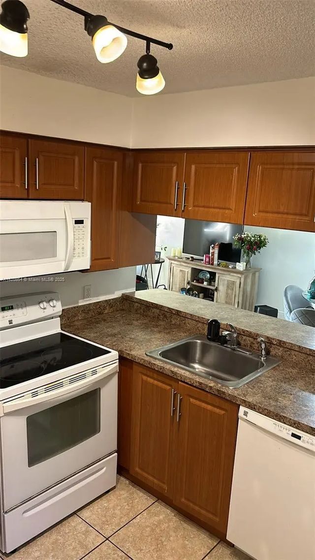 5 of 12 - 953 Coral Club Drive #953, Coral Springs, FL