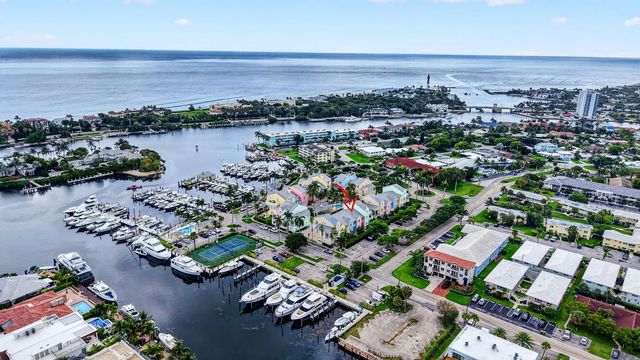 3 of 35 - 2860 Marina Circle, Lighthouse Point, FL