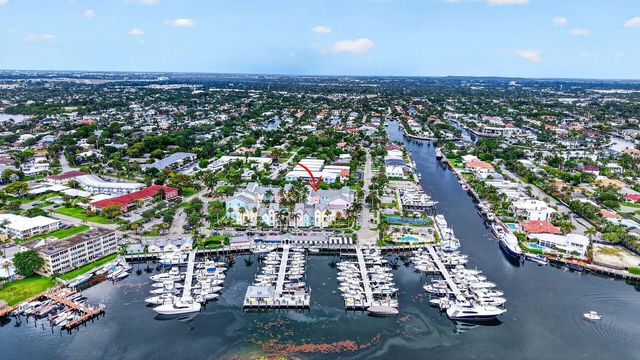 4 of 35 - 2860 Marina Circle, Lighthouse Point, FL