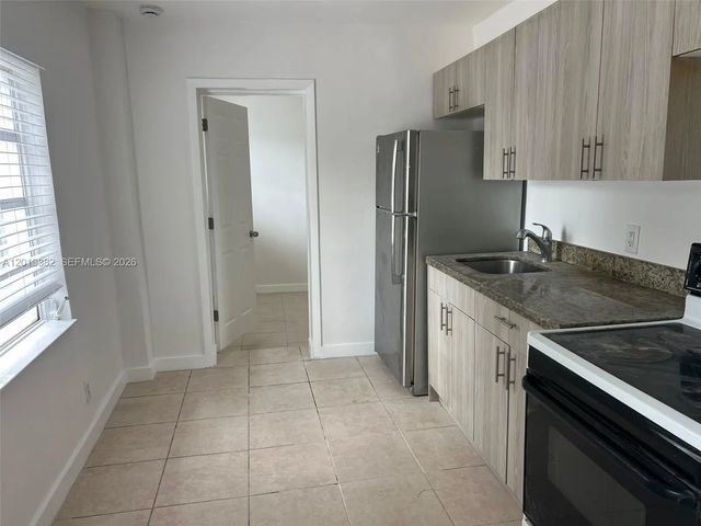 5 of 20 - 4245 Nw 24th Avenue, Miami, FL