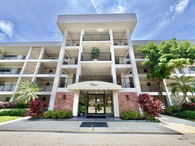5 of 48 - 2800 N Palm Aire Drive #unit 404, Pompano Beach, FL
