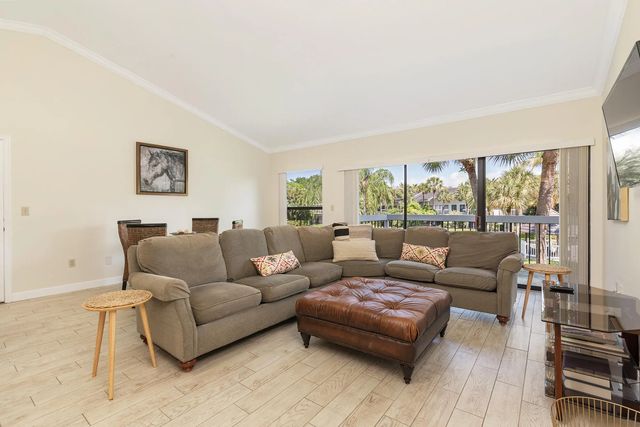4 of 32 - 11863 Wimbledon Circle #501/500, Wellington, FL