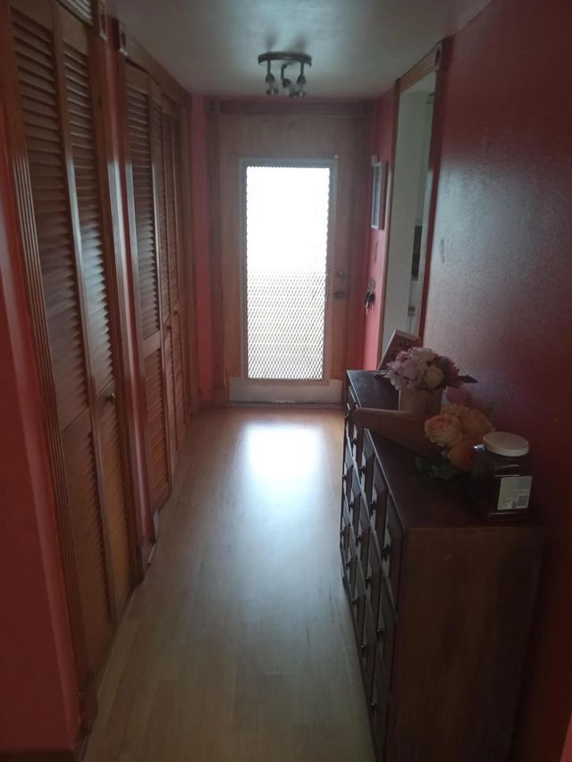 5 of 17 - 2901 E Sunrise Lakes Drive E #202, Sunrise, FL