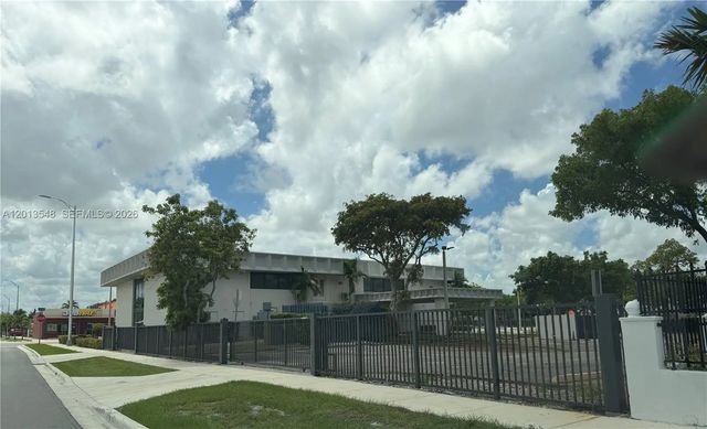 2 of 8 - 1601 E 4th Avenue, Hialeah, FL