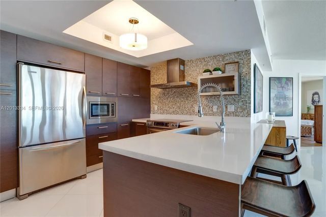 5 of 19 - 150 Sunny Isles Boulevard #1-1603, Sunny Isles Beach, FL