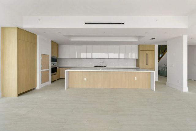 3 of 30 - 12450 Se Crystal Cove Place #6, Jupiter, FL