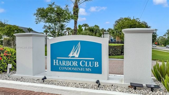 455 Alt 19 S #12, Palm Harbor