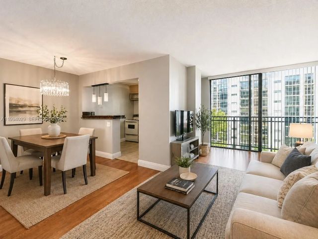 3 of 36 - 17011 N Bay Road #503, Sunny Isles Beach, FL