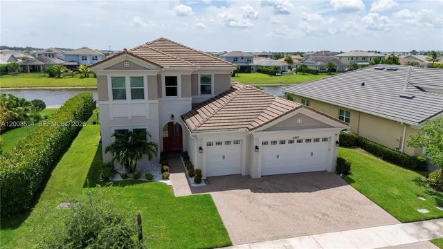 3 of 86 - 5850 Whippoorwill Circle, Westlake, FL