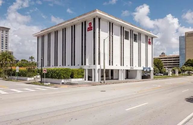 2850 S Douglas Road, Coral Gables