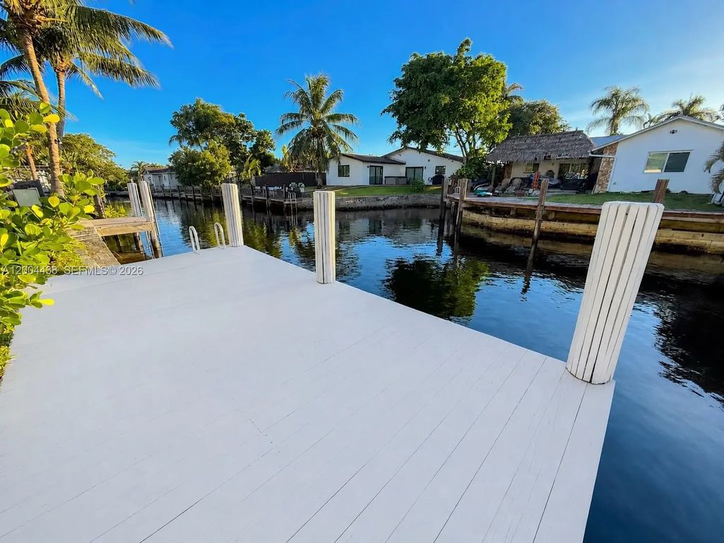 4396 Sw 25th Terrace #1-2, Dania Beach