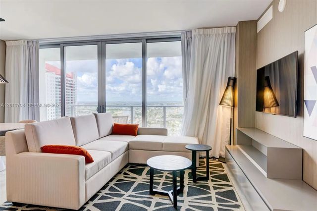 4 of 36 - 4010 S Ocean Drive #r2106, Hollywood, FL