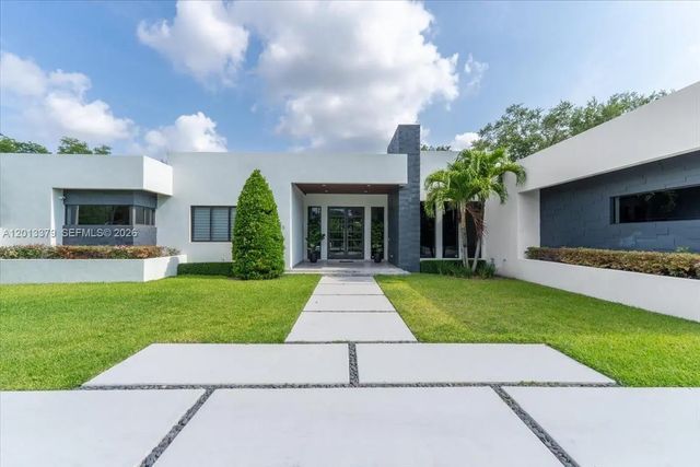 6785 Sw 99th Terrace, Pinecrest