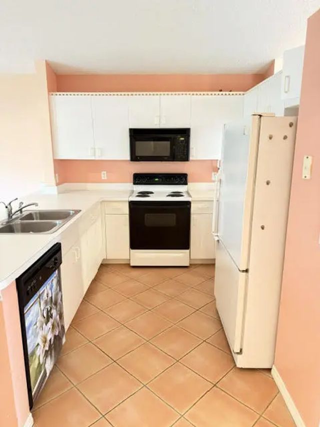 4 of 17 - 606 Nw San Remo Circle, Port St. Lucie, FL