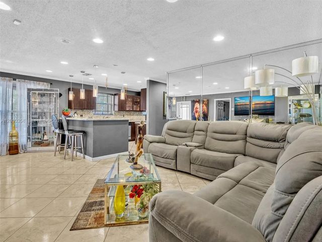2 of 30 - 4301 Nw 185th Street, Miami Gardens, FL