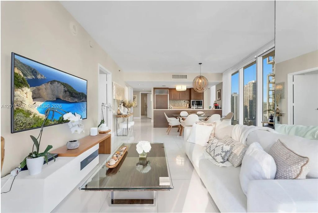 475 Brickell Avenue #3515, Miami