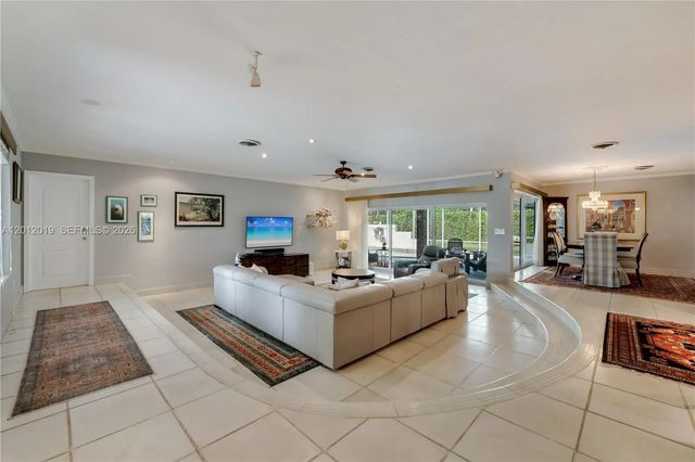 4 of 24 - 13401 Sw 74th Avenue, Pinecrest, FL