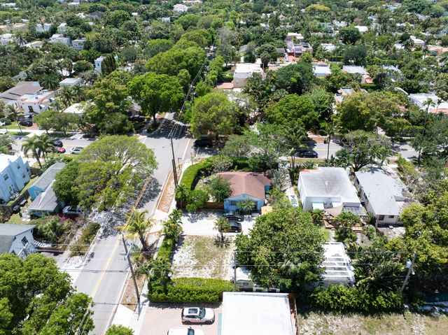 4 of 39 - 1915 Lake Avenue, West Palm Beach, FL