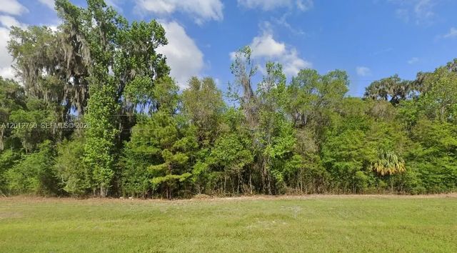 13925 N Highway 27, Ocala