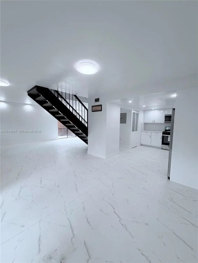 7024 Sw 114th Place #a-52, Miami